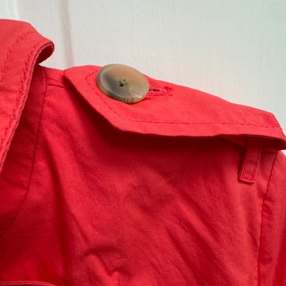NWOT Gap Women’s Medium Coral Trenchcoat Raincoat - Picture 4 of 6